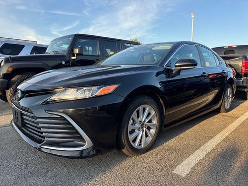 2024 Toyota Camry LE Auto (SE)