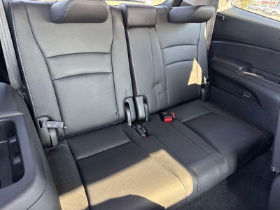 2022 Honda Pilot Touring 7-Passenger 2WD
