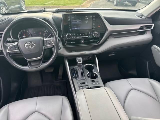 2022 Toyota Highlander XLE AWD (Natl)