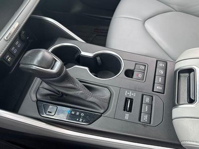 2022 Toyota Highlander XLE AWD (Natl)