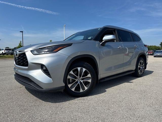 2021 Toyota Highlander XLE AWD (Natl)