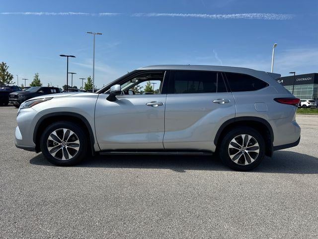 2021 Toyota Highlander XLE AWD (Natl)