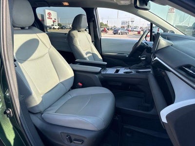 2025 Toyota Sienna XLE AWD 7-Passenger (Natl)