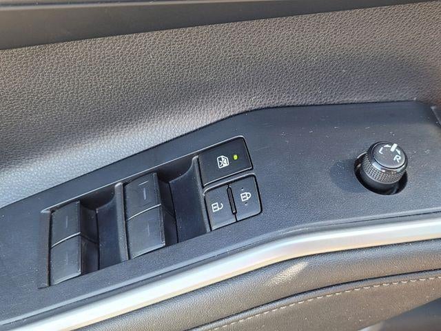 2023 Toyota Highlander LE FWD (GS)