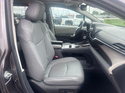 2024 Toyota Sienna XLE FWD 8-Passenger (Natl)