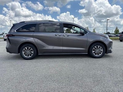 2024 Toyota Sienna XLE Autono-MaaS FWD 7-Passenger (Natl)