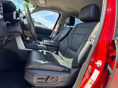 2023 Toyota Tundra 4WD 4WD Limited CrewMax 5.5' Bed (Natl)