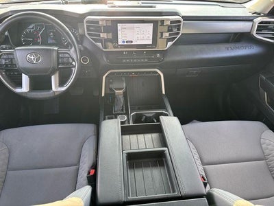 2023 Toyota Tundra 4WD 4WD SR5 CrewMax 5.5' Bed (SE)