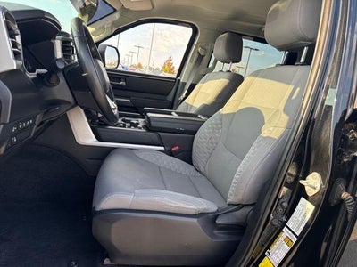 2023 Toyota Tundra 4WD 4WD SR5 CrewMax 5.5' Bed (SE)