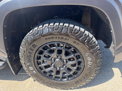 2025 Toyota Tundra 4WD 4WD SR5 CrewMax 5.5' Bed (SE)