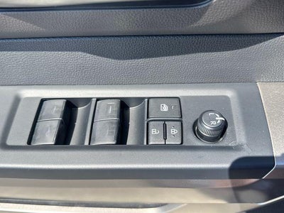 2026 Toyota Tundra 4WD 4WD SR5 CrewMax 5.5' Bed (SE)