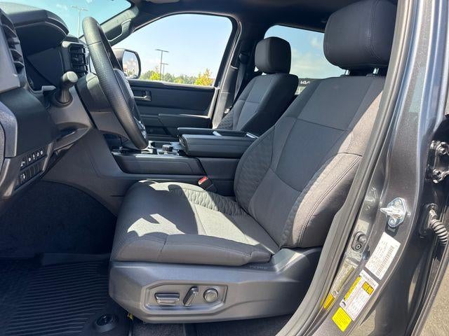 2026 Toyota Tundra 4WD 4WD SR5 CrewMax 5.5' Bed (SE)