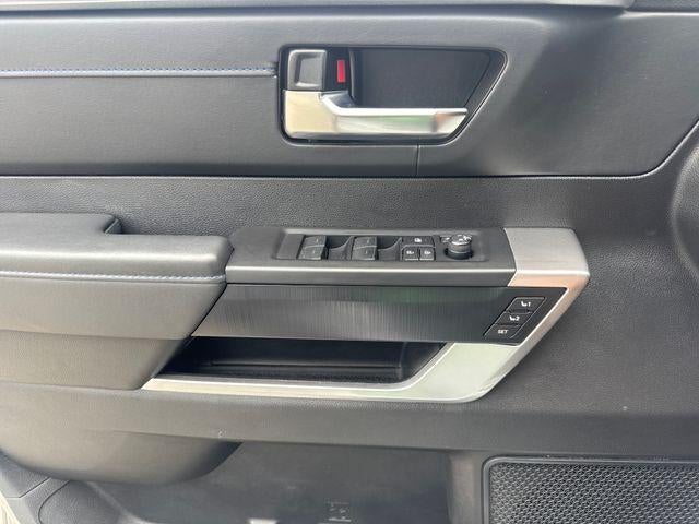 2023 Toyota Tundra 4WD 4WD Platinum CrewMax 5.5' Bed (Natl)