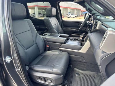 2026 Toyota Tundra 4WD 4WD Platinum CrewMax 5.5' Bed (Natl)