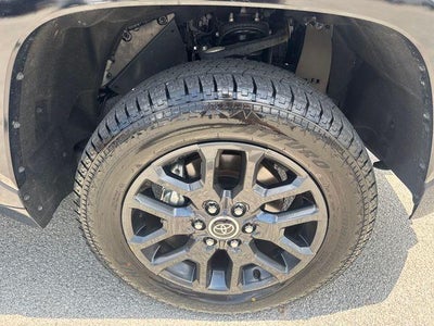 2023 Toyota Tundra 4WD 4WD Platinum Hybrid CrewMax 5.5' Bed (Natl)