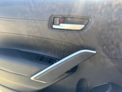2022 Toyota Corolla Cross XLE 2WD (Natl)