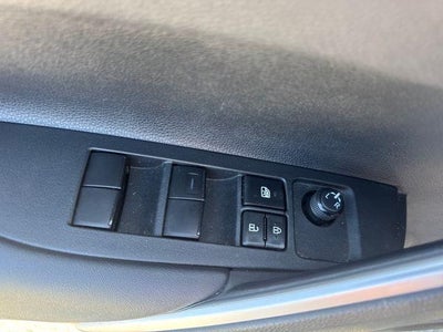 2022 Toyota Corolla Cross XLE 2WD (Natl)
