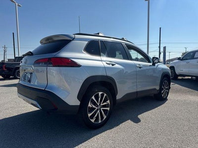 2022 Toyota Corolla Cross XLE 2WD (Natl)