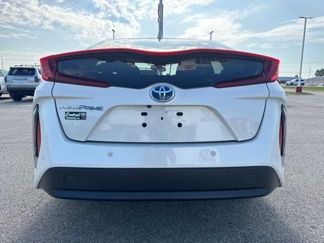 2017 Toyota Prius Prime Plus (Natl)