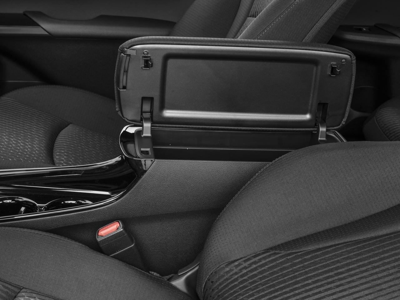 2017 Toyota Prius Prime Plus (Natl)