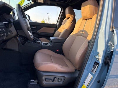 2026 Toyota 4Runner Hybrid Limited 4WD (Natl)