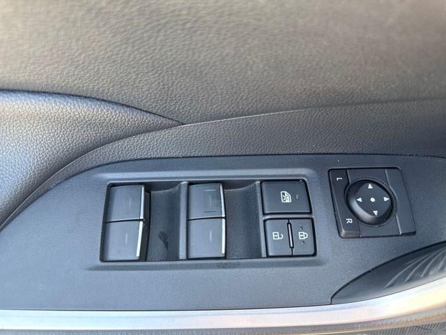 2023 Toyota RAV4 XLE Premium FWD (Natl)