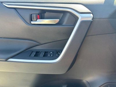 2023 Toyota RAV4 XLE Premium FWD (Natl)