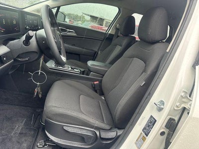 2025 Kia Sportage LX FWD
