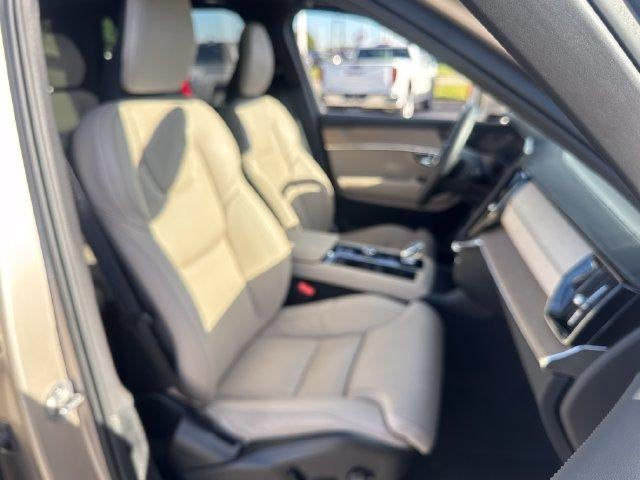 2025 Volvo XC90 2025.5 B6 AWD Ultra 7-Seater