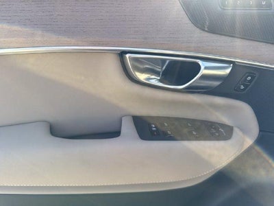 2025 Volvo XC90 2025.5 B6 AWD Ultra 7-Seater