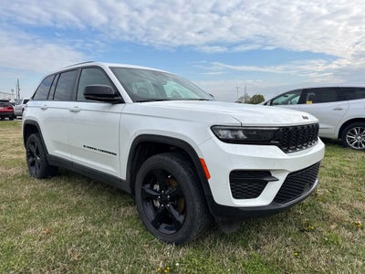 2025 Jeep Grand Cherokee Laredo