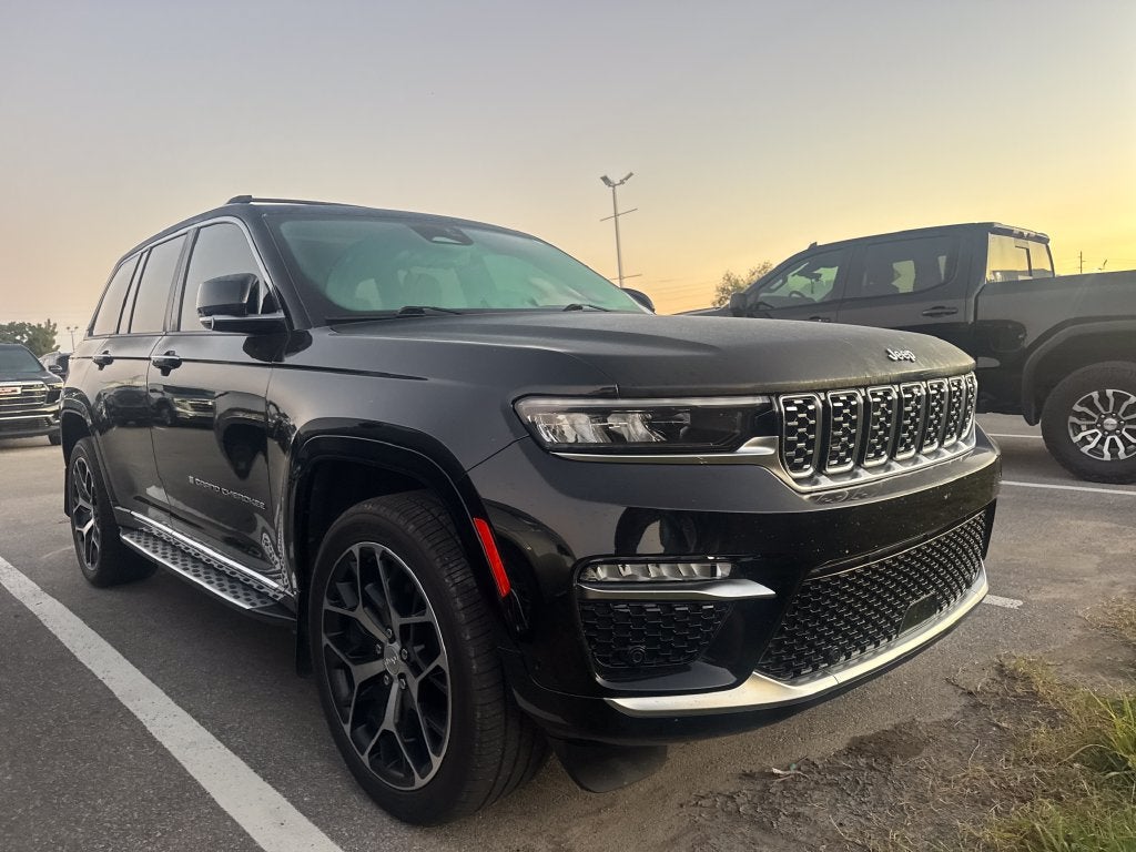 2023 Jeep Grand Cherokee Summit Reserve