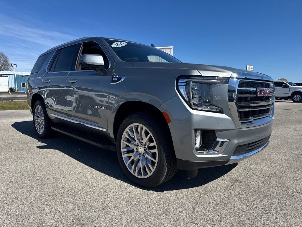2023 GMC Yukon SLT