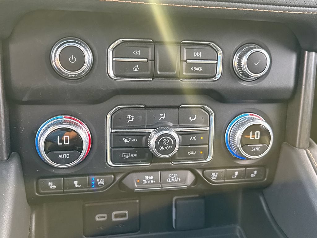 2024 GMC Yukon AT4