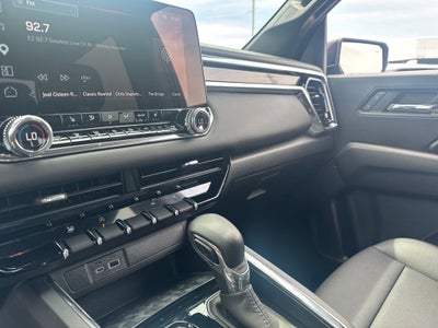 2025 GMC Canyon Elevation