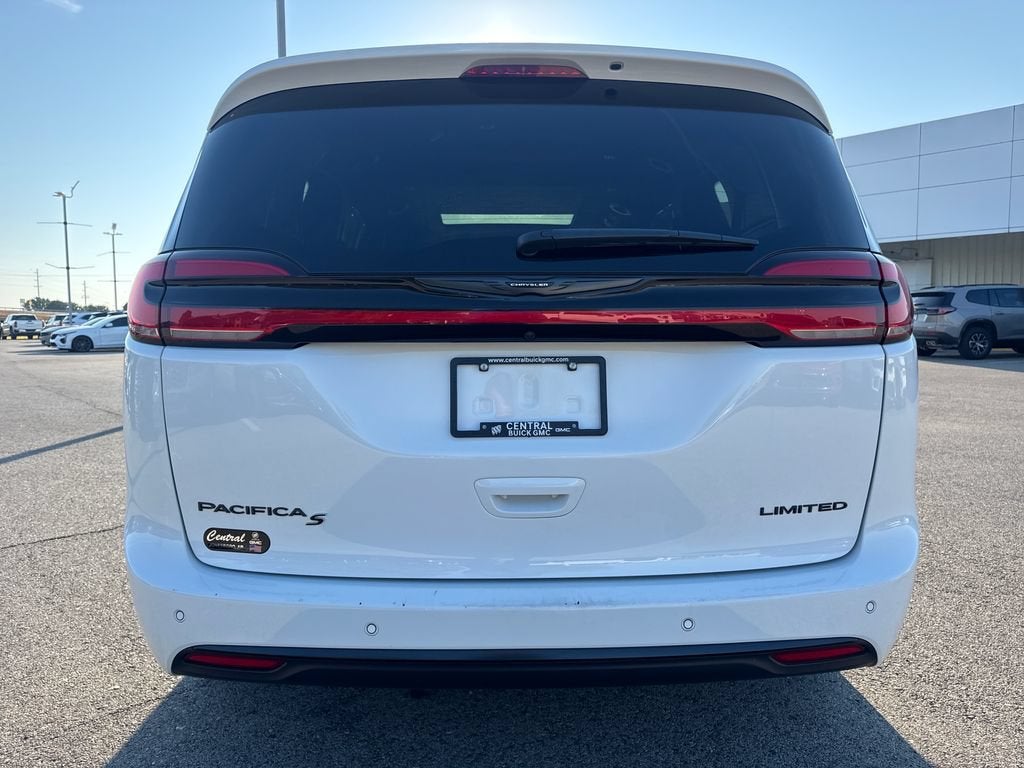2025 Chrysler Pacifica Limited