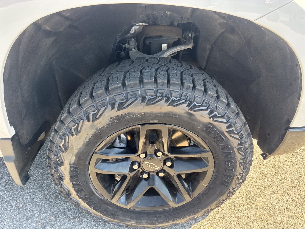 2025 Chevrolet Silverado 1500 Custom Trail Boss