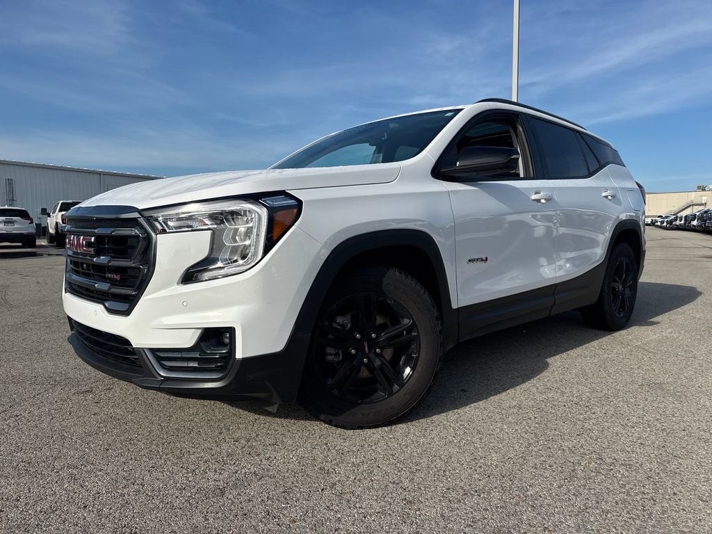 2024 GMC Terrain AT4