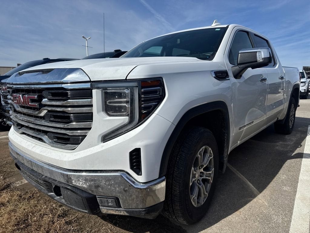 2023 GMC Sierra 1500 SLT