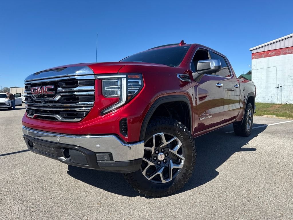 2024 GMC Sierra 1500 SLT