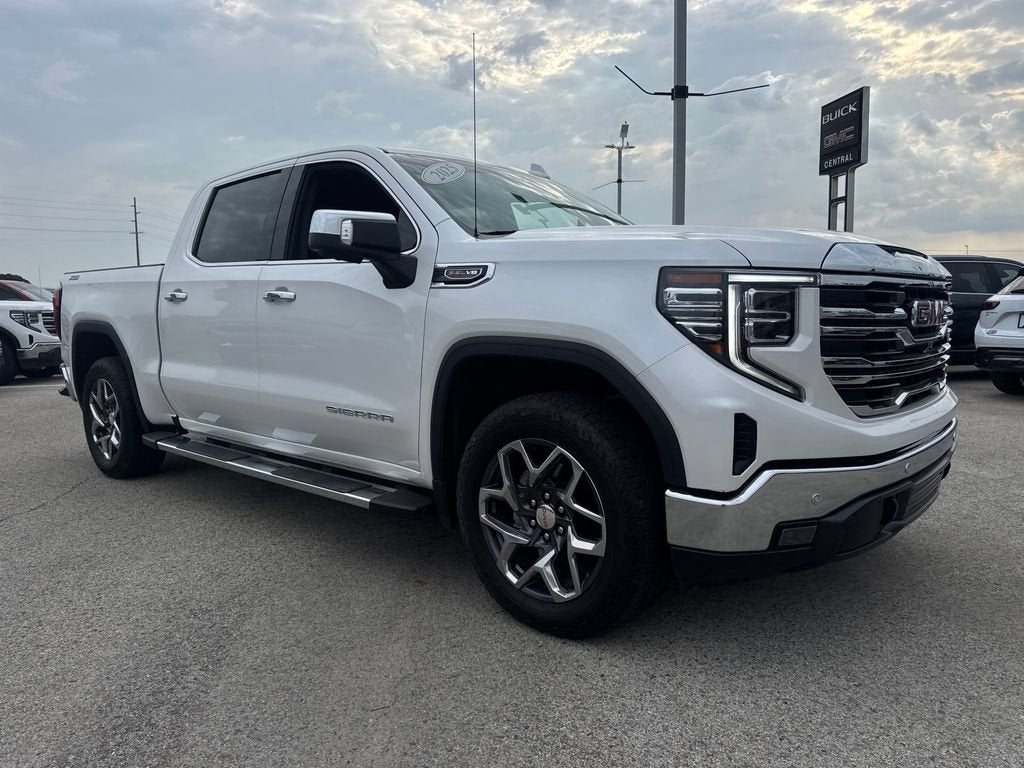 2025 GMC Sierra 1500 SLT