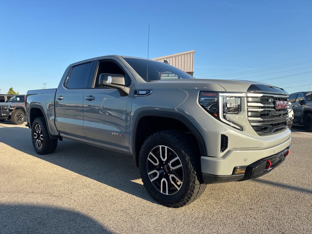 2025 GMC Sierra 1500 AT4