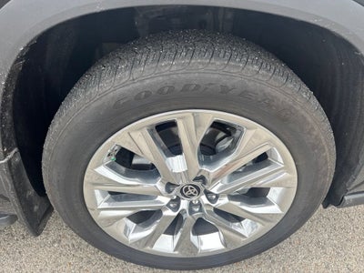 2025 Toyota Highlander Hybrid Limited