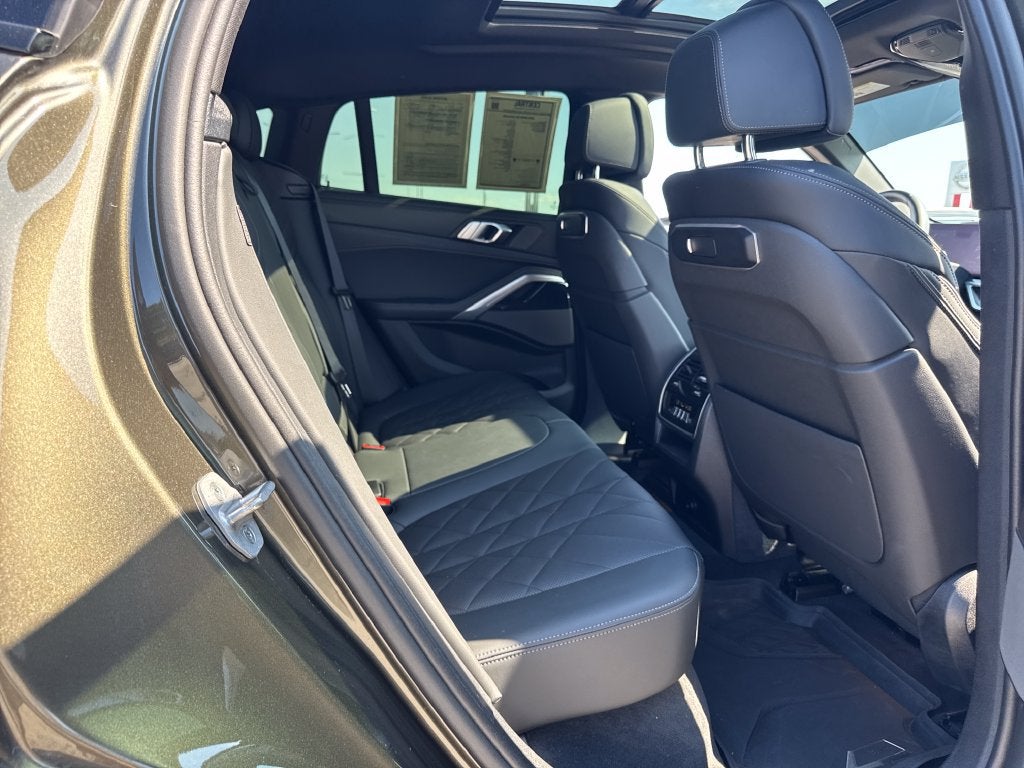 2024 BMW X6 xDrive40i