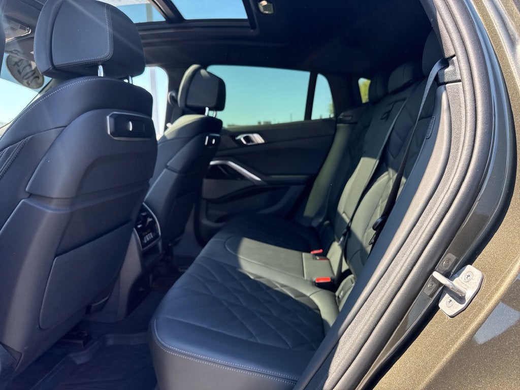 2024 BMW X6 xDrive40i