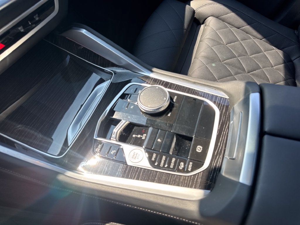 2024 BMW X6 xDrive40i