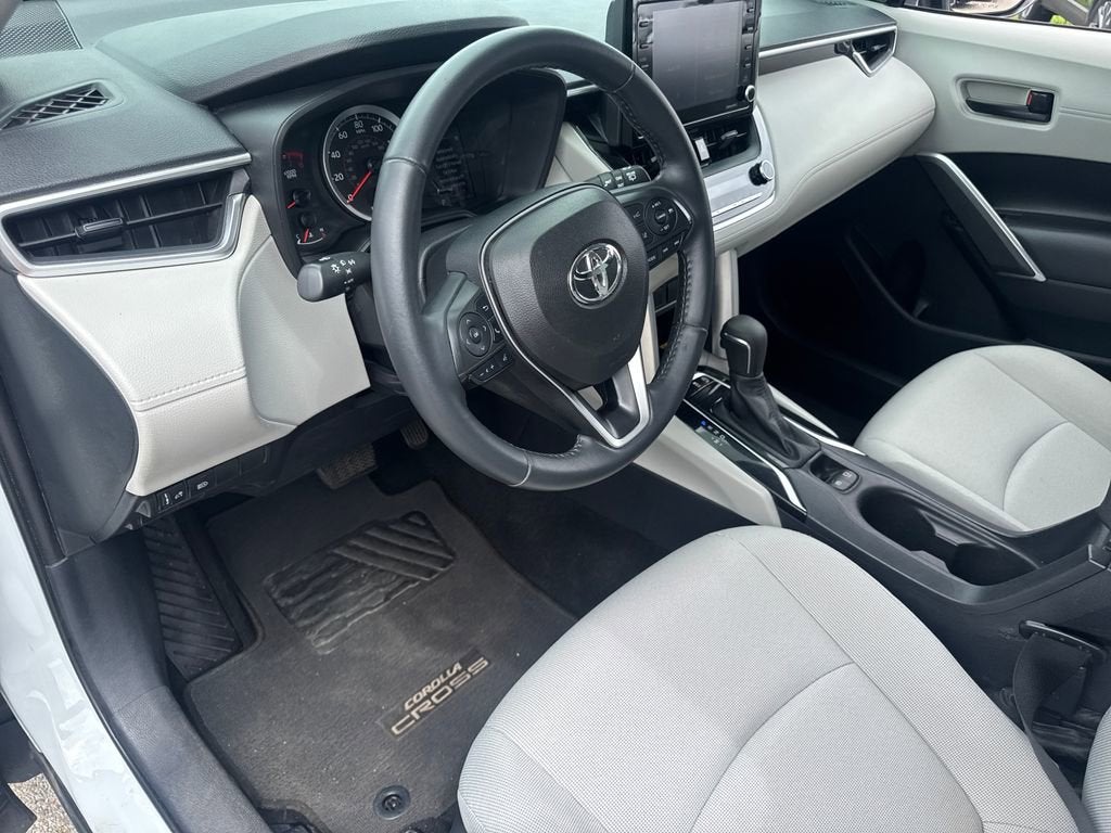 2022 Toyota Corolla Cross LE