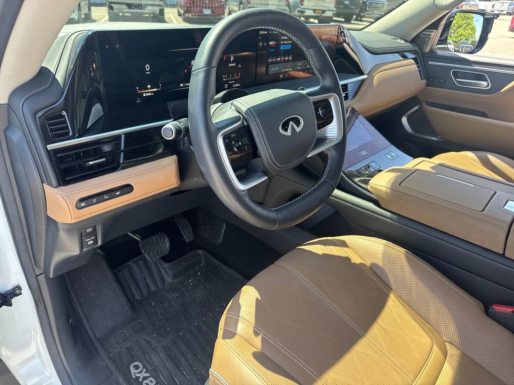 2025 INFINITI QX80 SENSORY