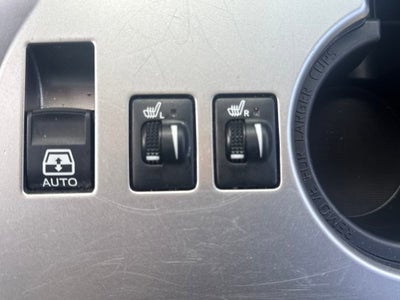 2024 TOYOTA TRU 4RUNNER Base