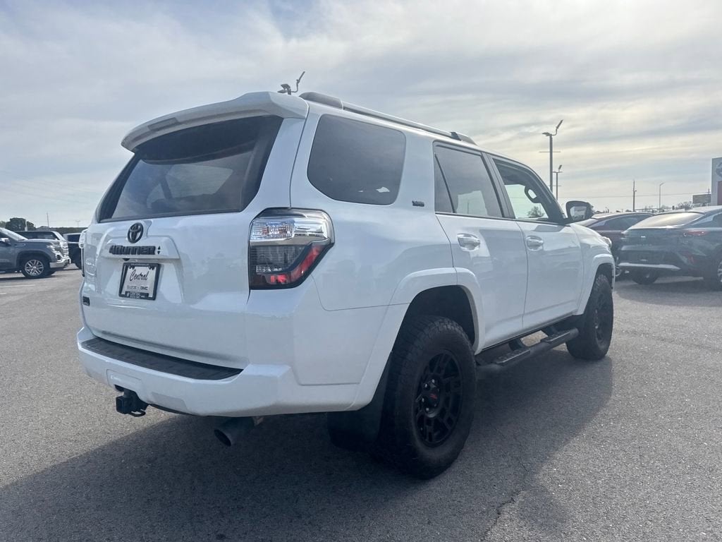2024 TOYOTA TRU 4RUNNER Base